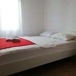 Petra 公寓 *