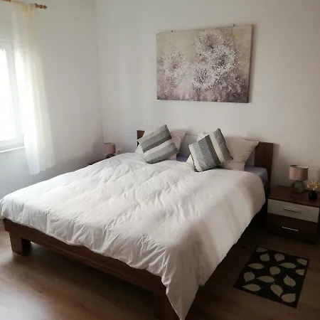 Apartman Petra *